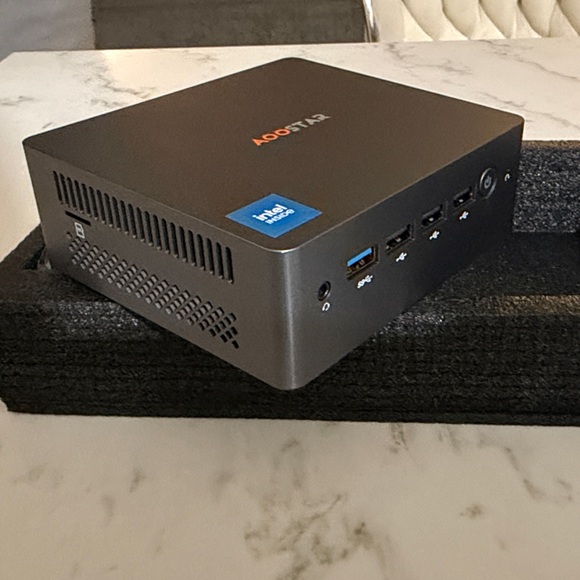 AOOSTAR Mini PC - Picture 3 of 9